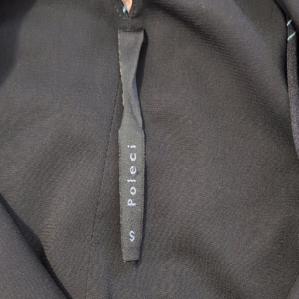 Poleci Geometric Racerback Tank Top - Picture 3 of 4